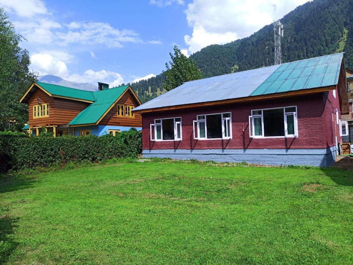 Hotel Lidder Palace Pahalgām Exterior foto